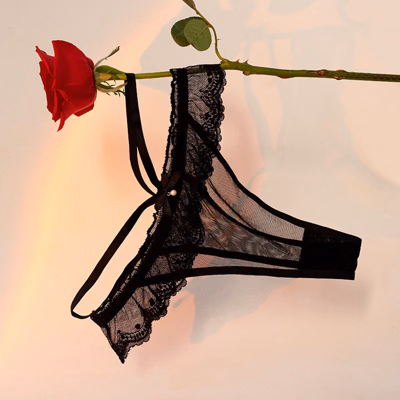 Трусики-стринги Pearl Lace, M