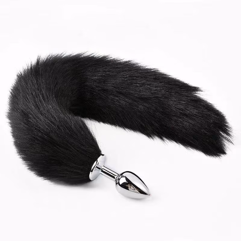 Анальная пробка Black с искусственным хвостом, 2,2 см