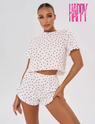 Пижама с шортами и сердечками — купить в Астана